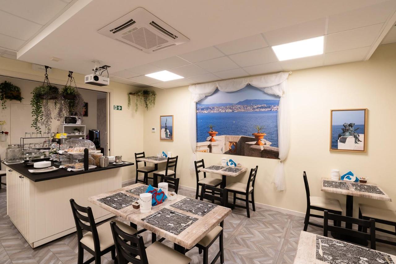 Rooms Boutique Carducci Trieszt Kültér fotó